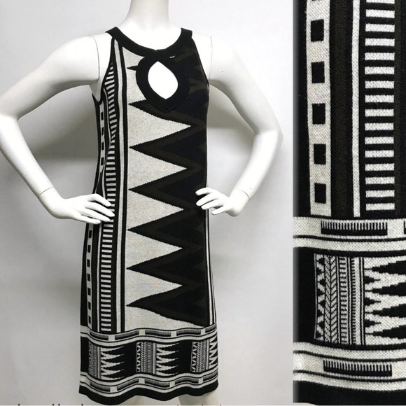 Diane Von Furstenberg Dresses & Skirts - Diane Von Furstenberg Hina Aztec Knit Black and Cream Keyhole Dress- size xs